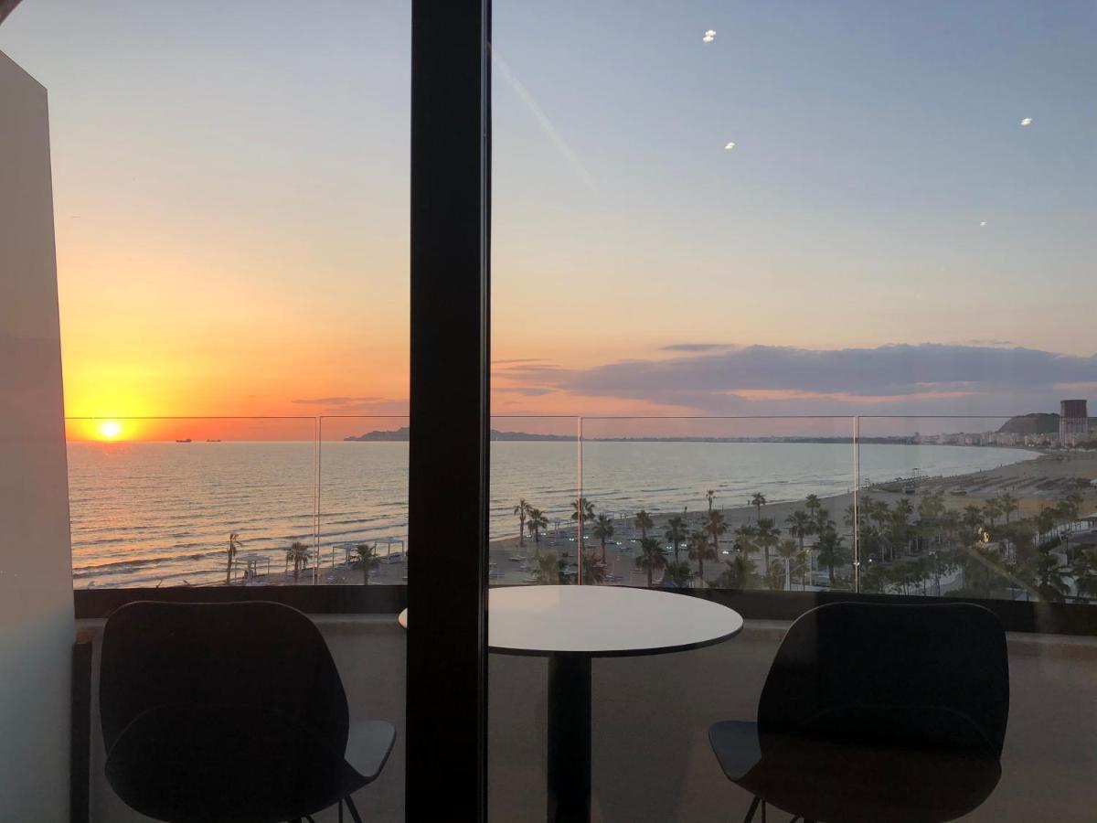 Mirage Hotel Голем Екстериор снимка