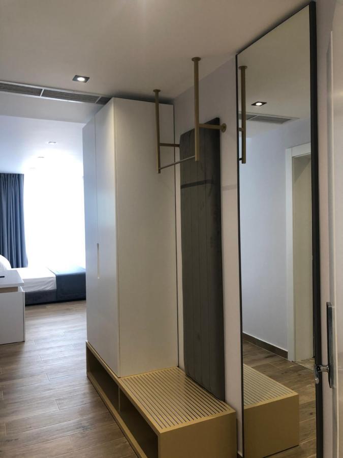 Mirage Hotel Голем Екстериор снимка