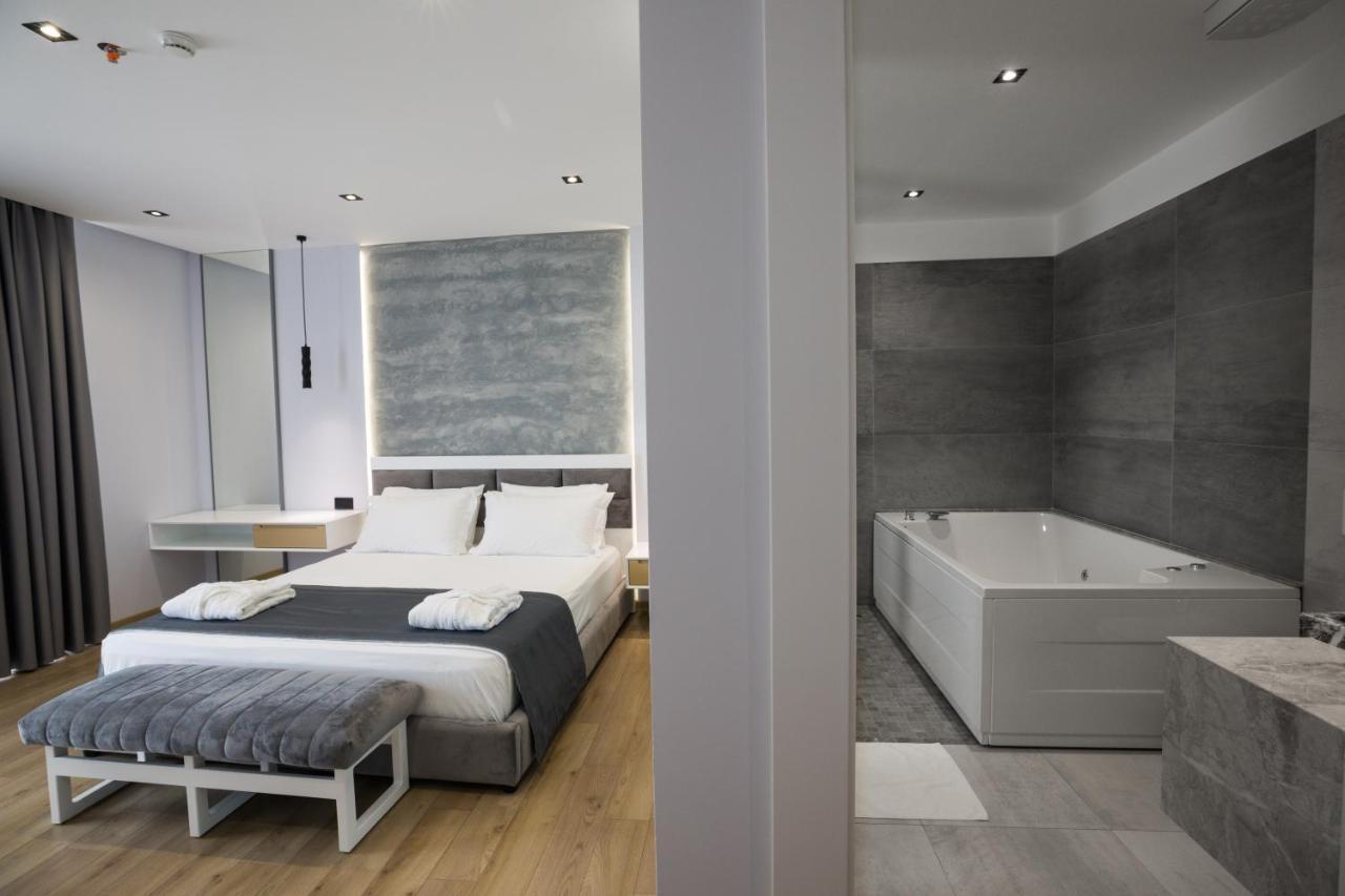 Mirage Hotel Голем Екстериор снимка