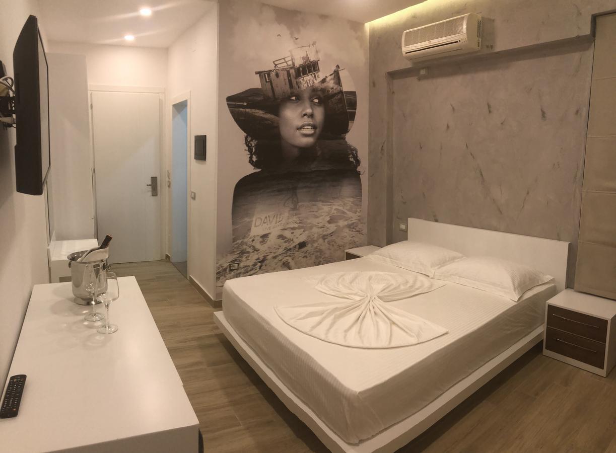 Mirage Hotel Голем Екстериор снимка