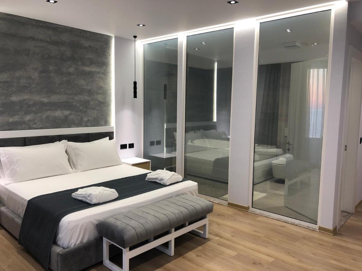 Mirage Hotel Голем Екстериор снимка