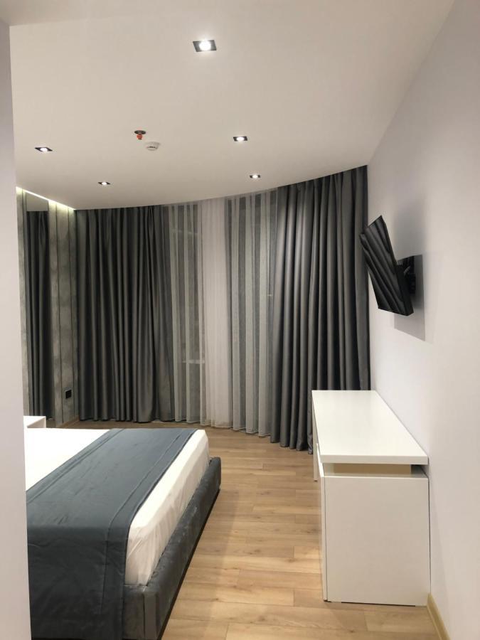 Mirage Hotel Голем Екстериор снимка